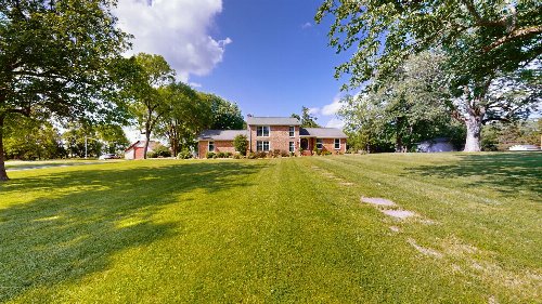 1755 W Main St, Lebanon, TN  37087