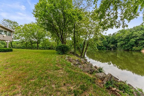 410 Dinah Shore Blvd, Winchester, TN  37398