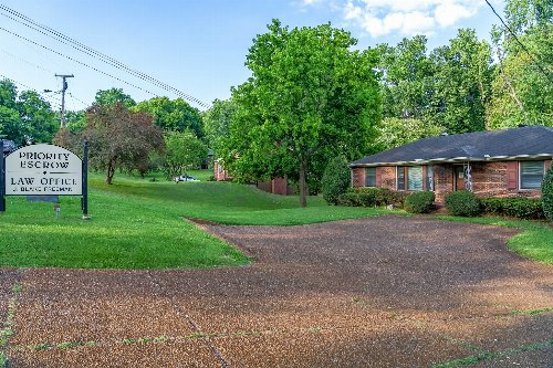 323 Emery Dr, Nashville, TN  37214