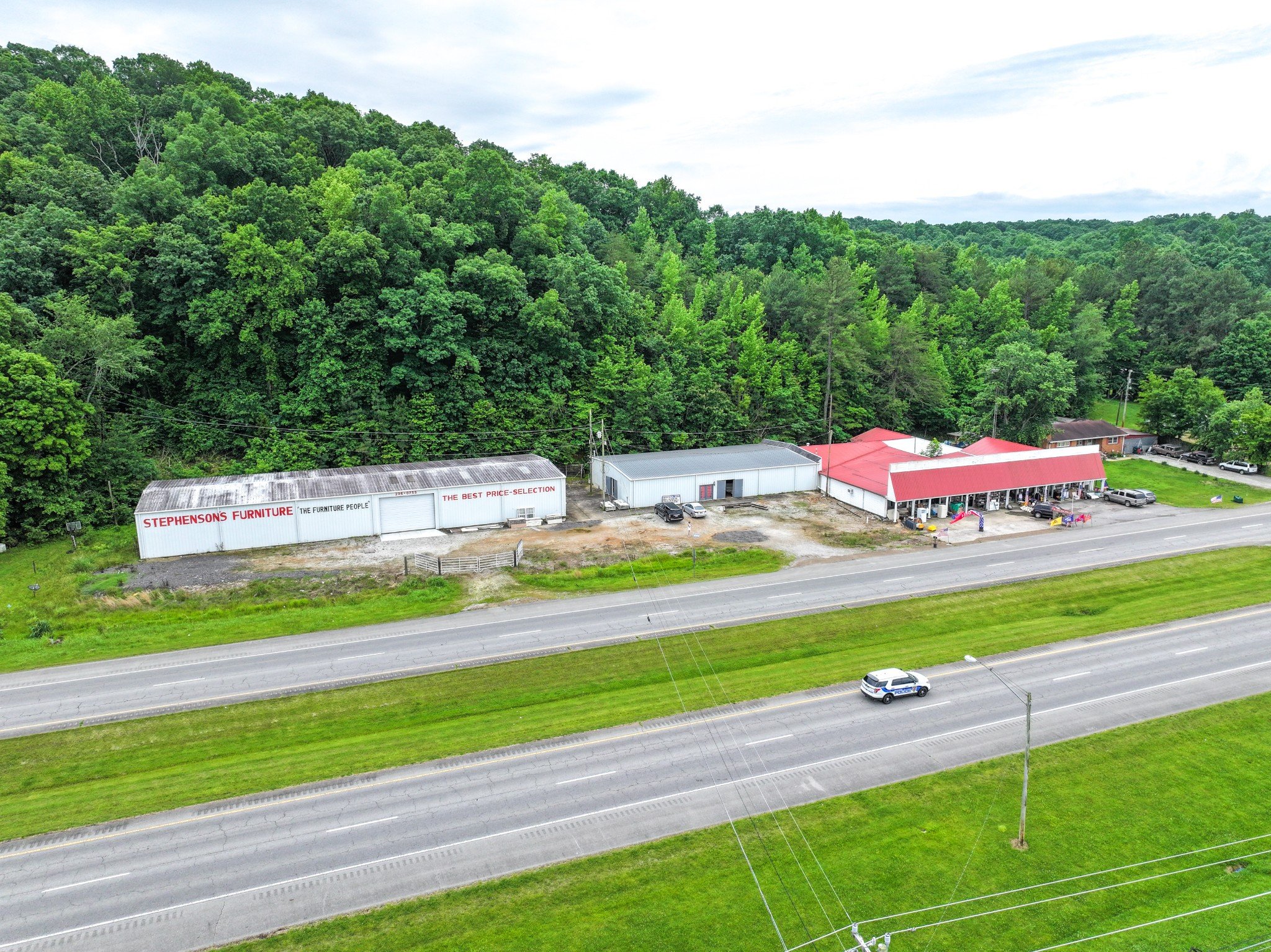 1416 Highway 70, Waverly, TN  37185