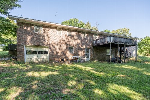 8744 Middle Butler Rd, Iron City, TN  38463