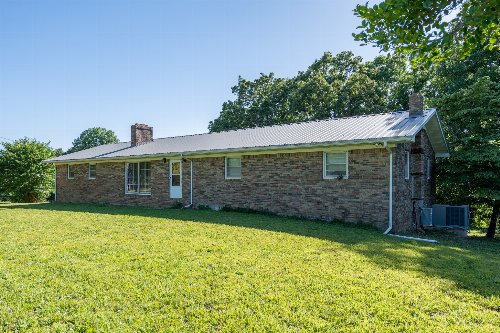 8744 Middle Butler Rd, Iron City, TN  38463