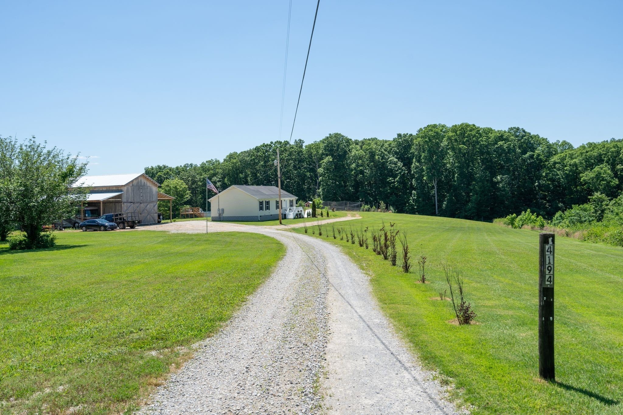 4194 Highway 96, Burns, TN  37029