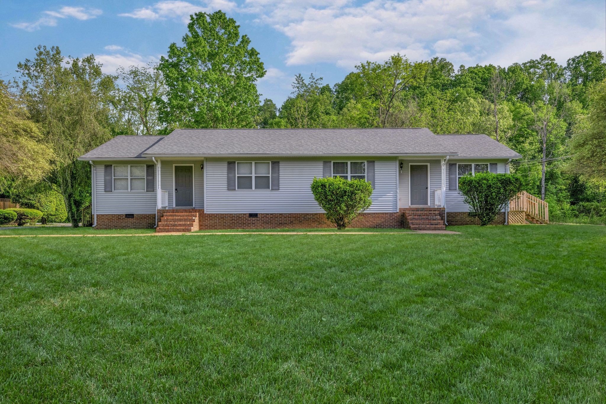 110 East Acres Avenue, Waverly, TN  37185