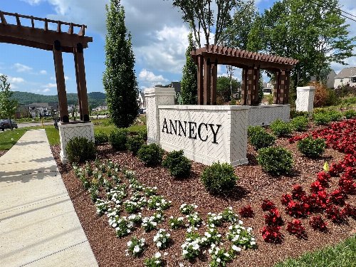 1005 Annecy Pkwy, Nolensville, TN  37135