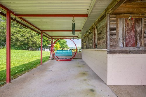 4950 Highway 48, Nunnelly, TN  37137