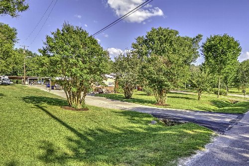 1403 Stewarts Ferry Pike, Hermitage, TN  37076