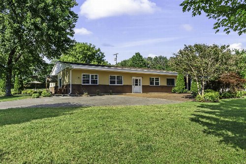 1403 Stewarts Ferry Pike, Hermitage, TN  37076