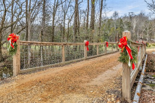 1205 Bear Creek Rd, Culleoka, TN  38451