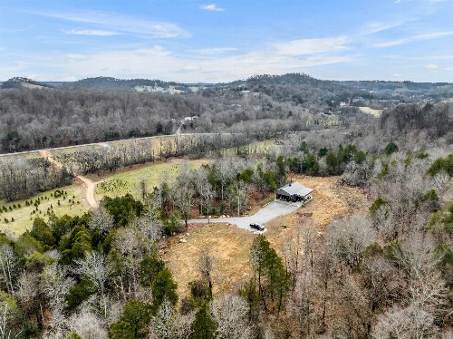 1205 Bear Creek Rd, Culleoka, TN  38451