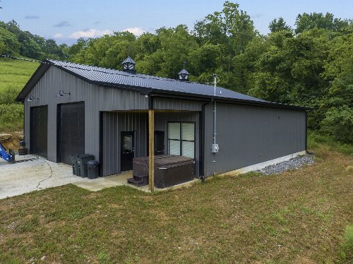 380 Puncheon Camp Rd, Bell Buckle, TN  37020