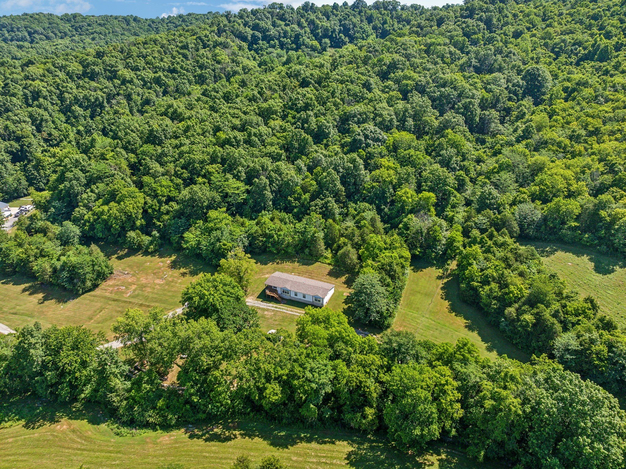 30 Maynard Hollow Ln, Lancaster, TN  38569