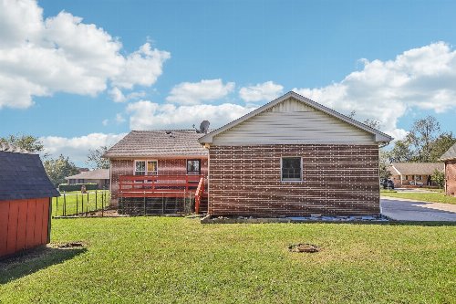 113 Laurelwood Dr, Shelbyville, TN  37160