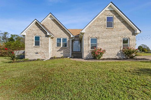 1001 Jade Ct, Castalian Springs, TN  37031