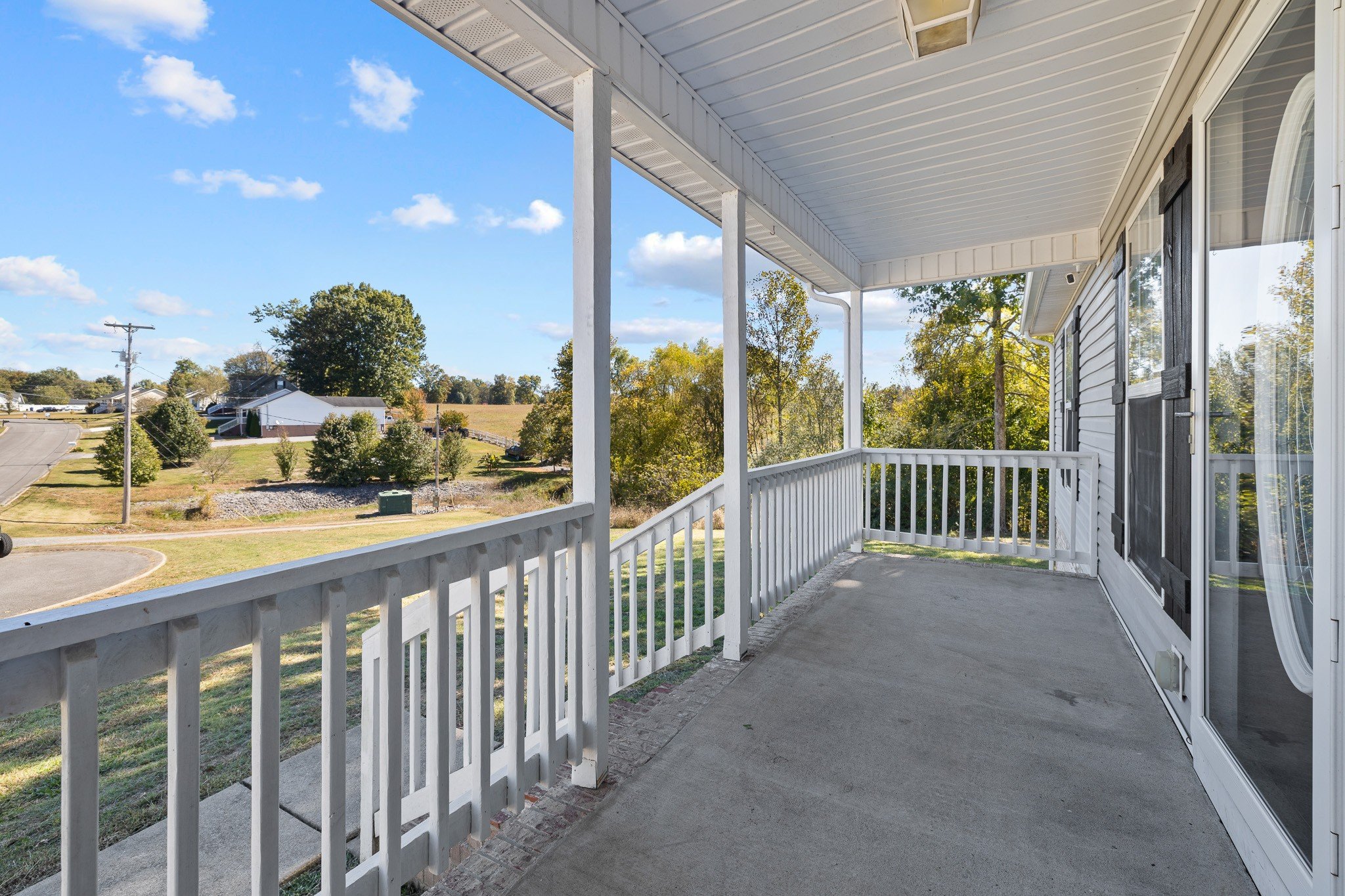 303 S Wood Ln, Shelbyville, TN  37160