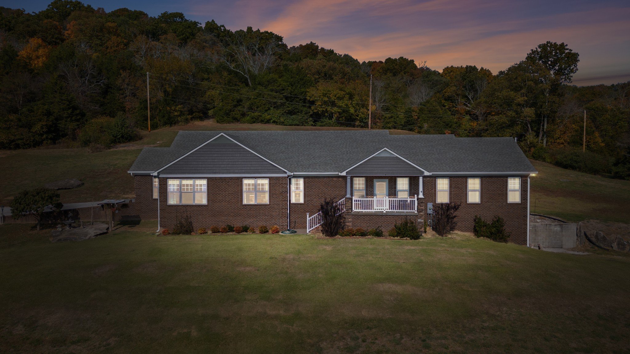 1313 Iron Bridge Rd, Columbia, TN  38401