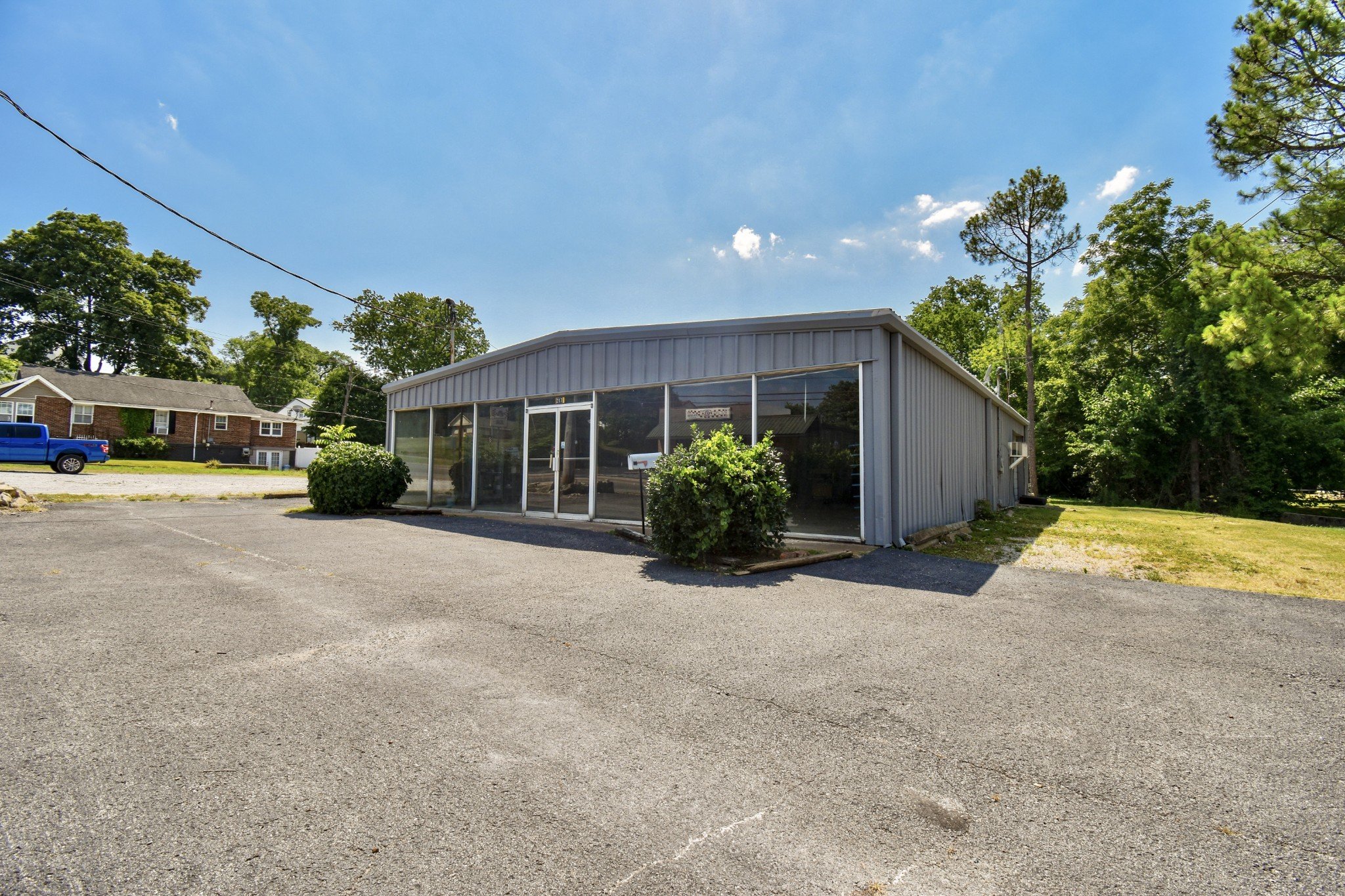 217 N Main St, Mount Pleasant, TN  38474