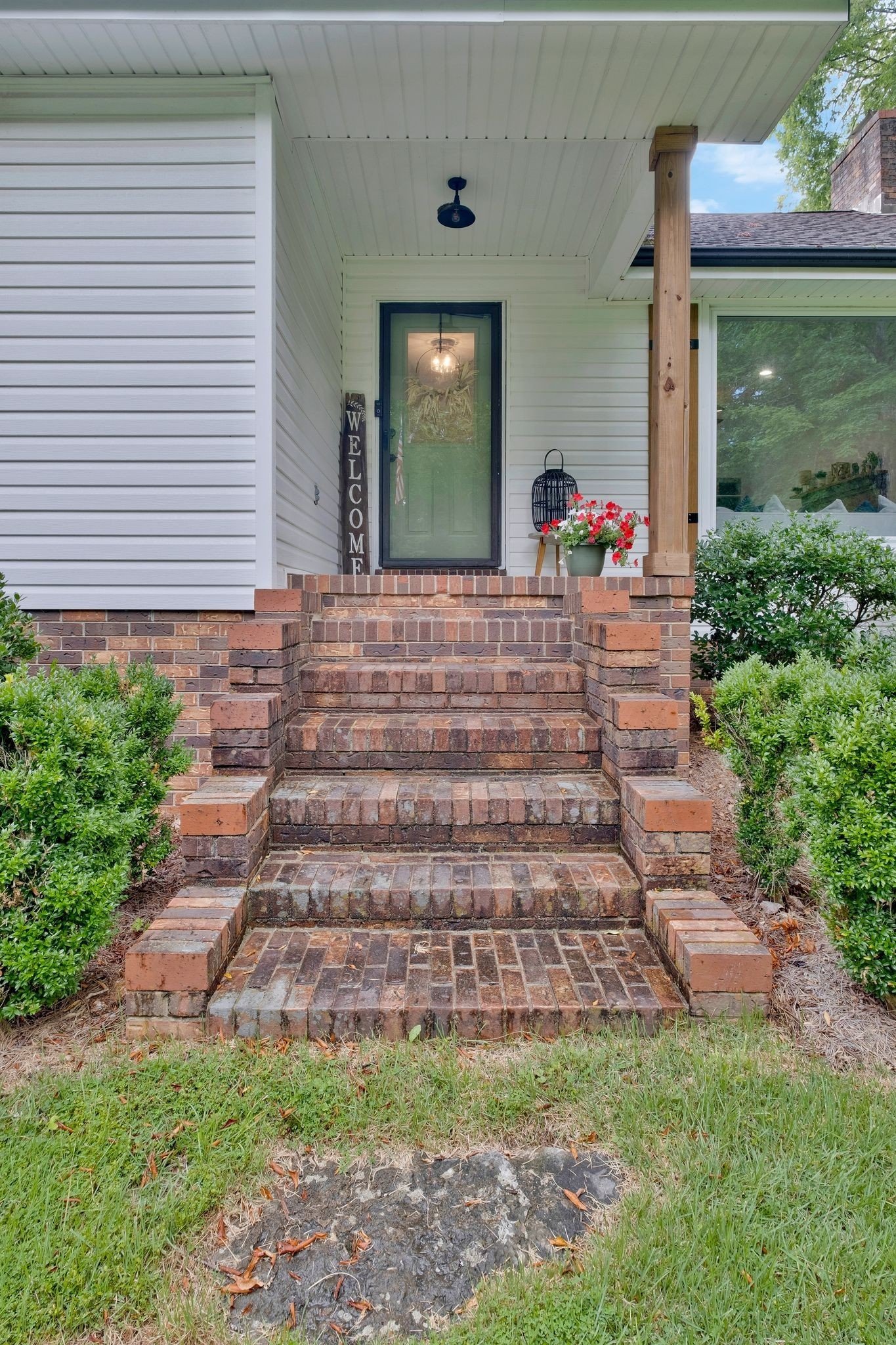 345 Lock 5 Rd, Lebanon, TN  37087