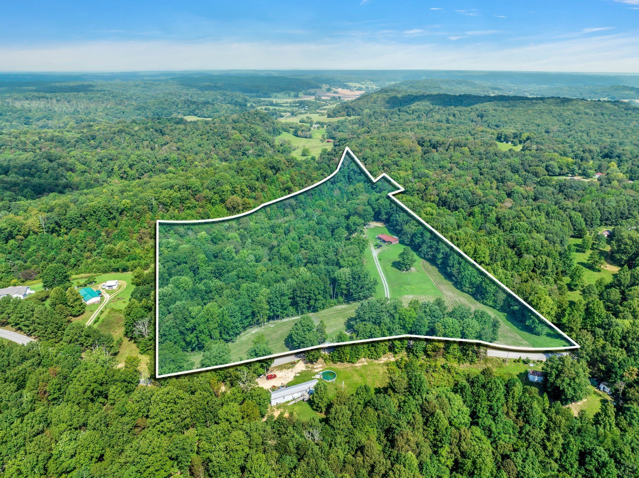 4654 McClanahan Rd, Hampshire, TN  38461