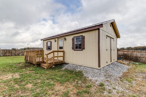 8566 Fredonia Rd, Manchester, TN  37355