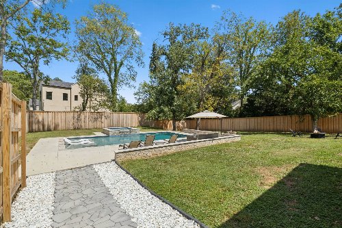 828 Belton Dr, Nashville, TN  37205