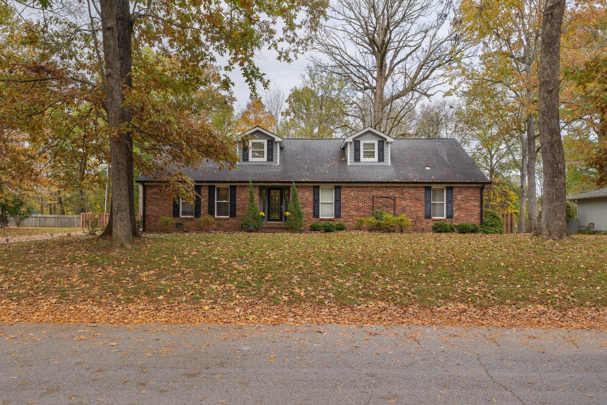 407 Valleybrook Road, Hixson, TN  37343