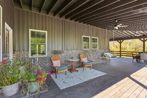 2658 Sycamore Valley Rd, Pleasant Shade, TN  37145