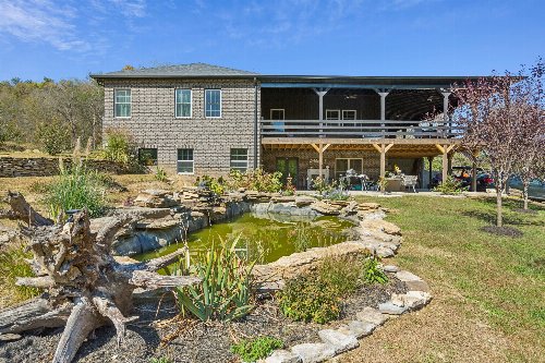 2658 Sycamore Valley Rd, Pleasant Shade, TN  37145