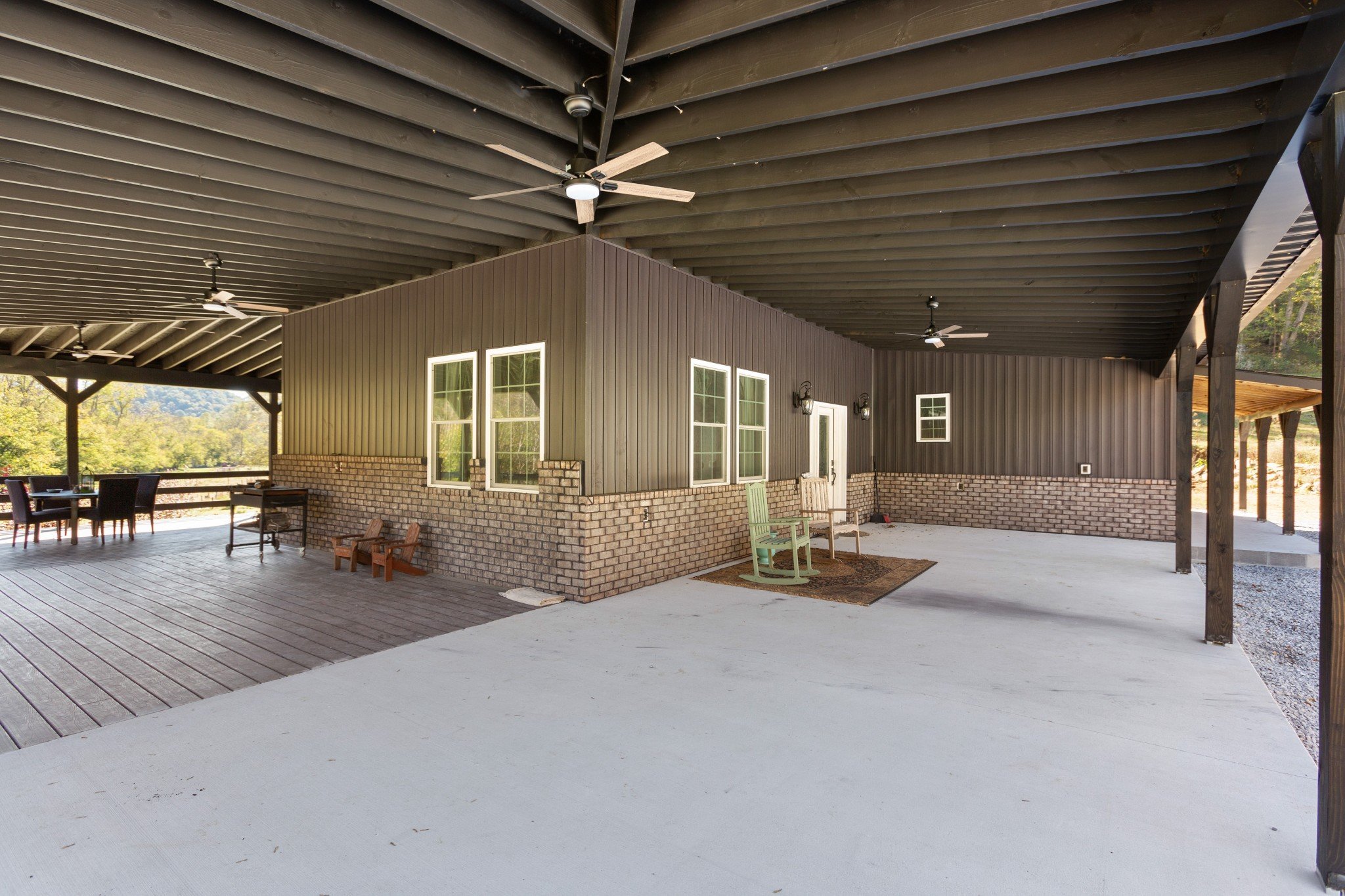 2658 Sycamore Valley Rd, Pleasant Shade, TN  37145