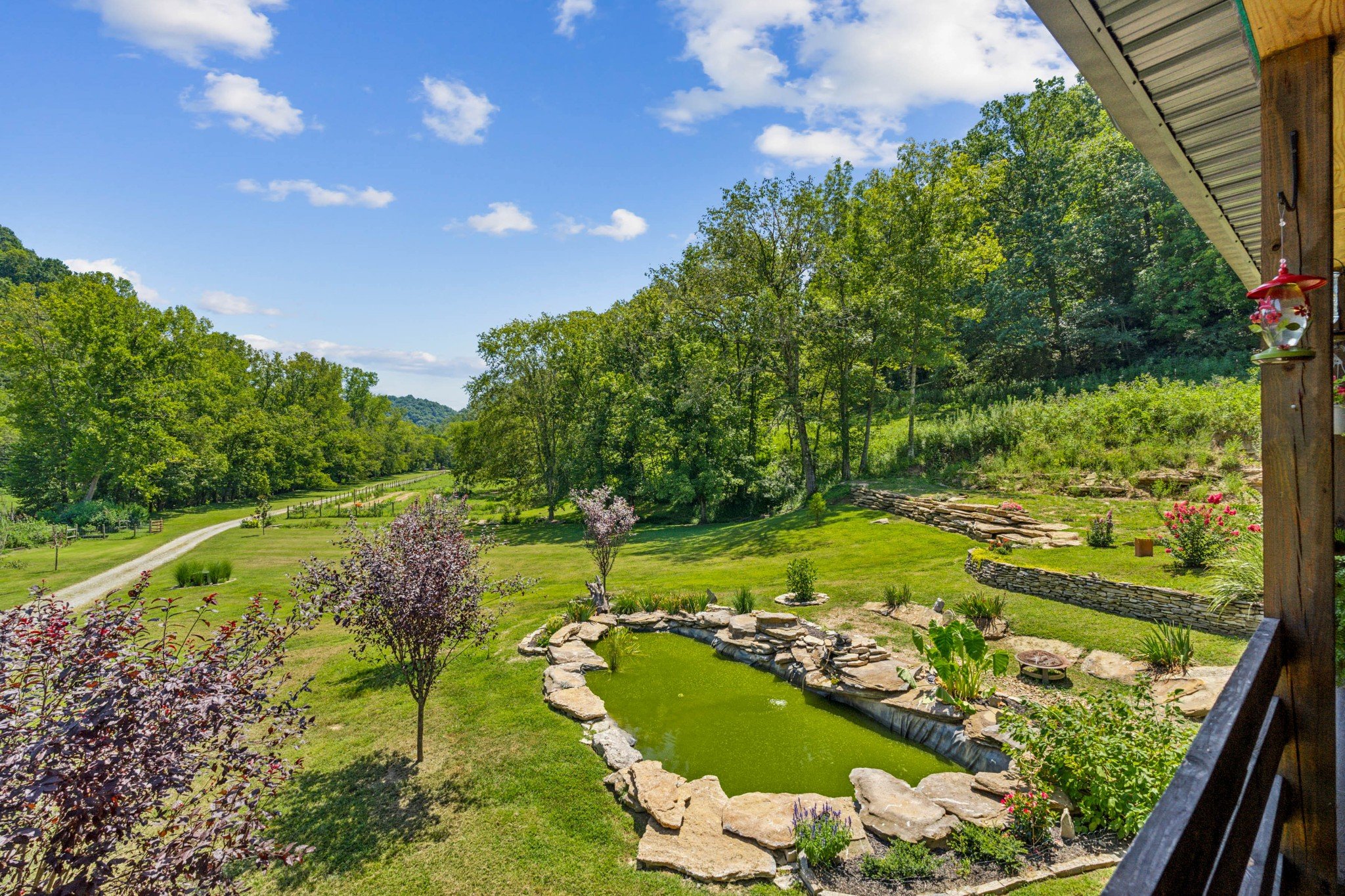 2658 Sycamore Valley Rd, Pleasant Shade, TN  37145