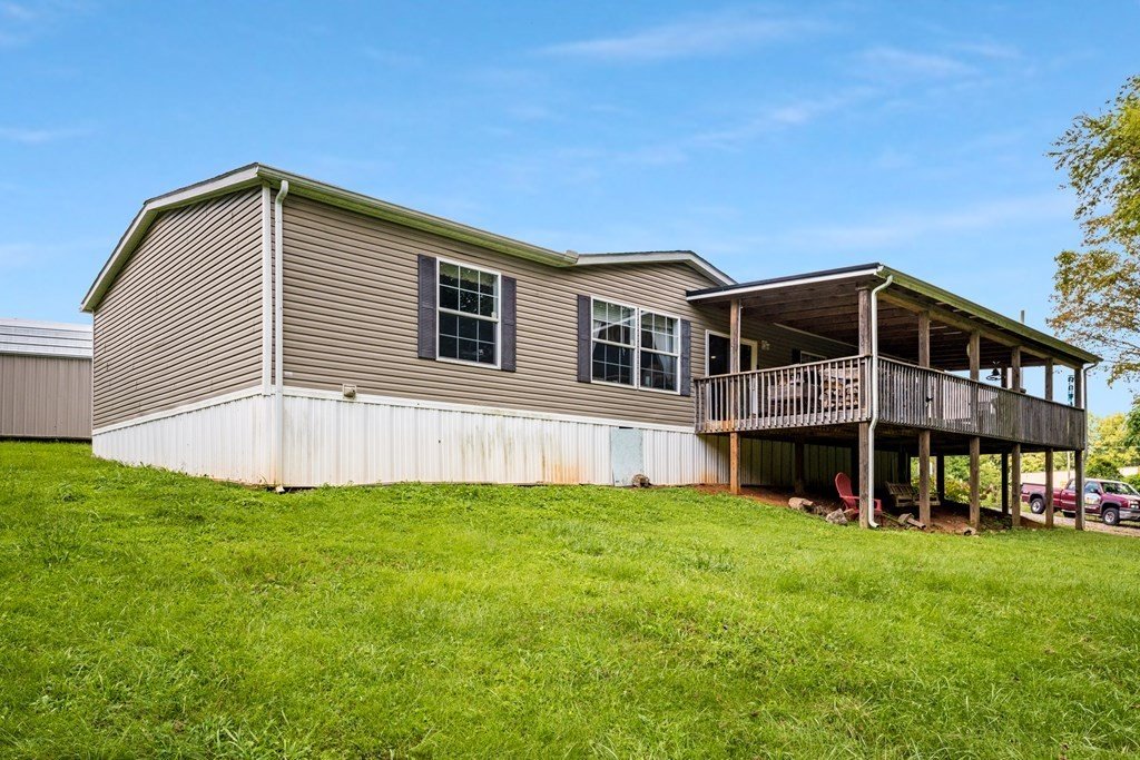 6826 Smithville Hwy, Silver Point, TN  38582