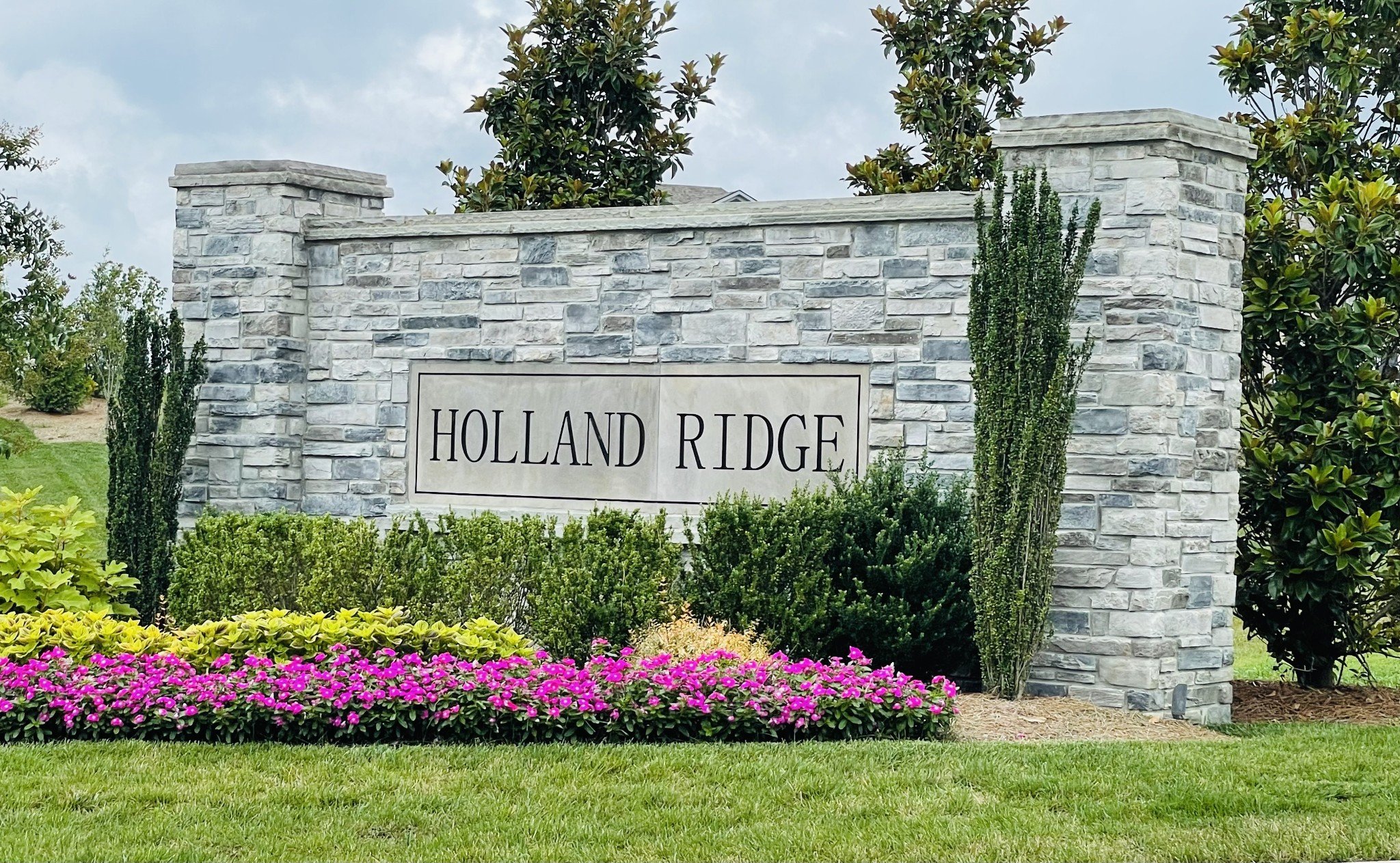 1044 Holland Ridge Way, Lebanon, TN  37090