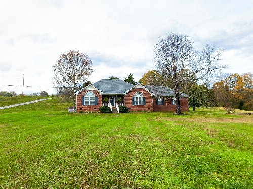 2041 Dowell Branch Rd, Columbia, TN  38401