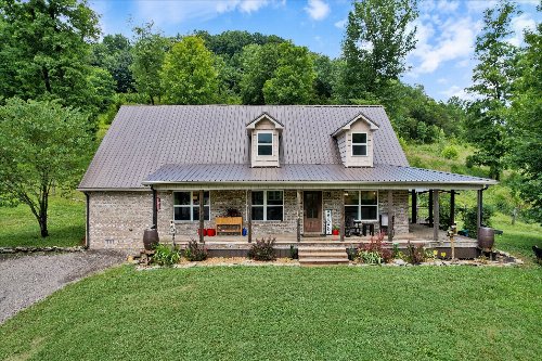 593 Gaulden Hollow Rd, Lafayette, TN  37083