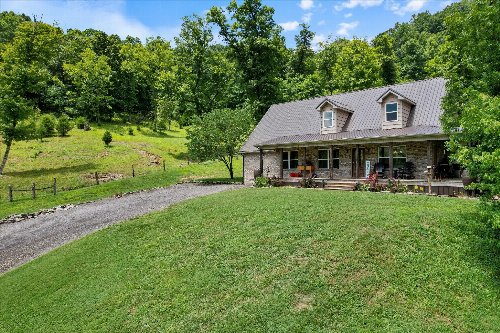 593 Gaulden Hollow Rd, Lafayette, TN  37083