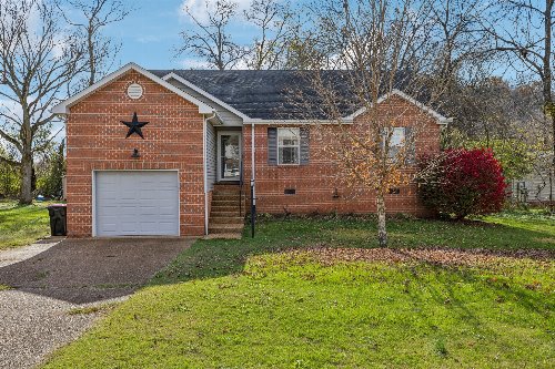 100 Trace Dr, Goodlettsville, TN  37072