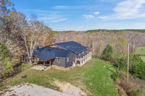 199 Toll Hollow Rd, Waynesboro, TN  38485