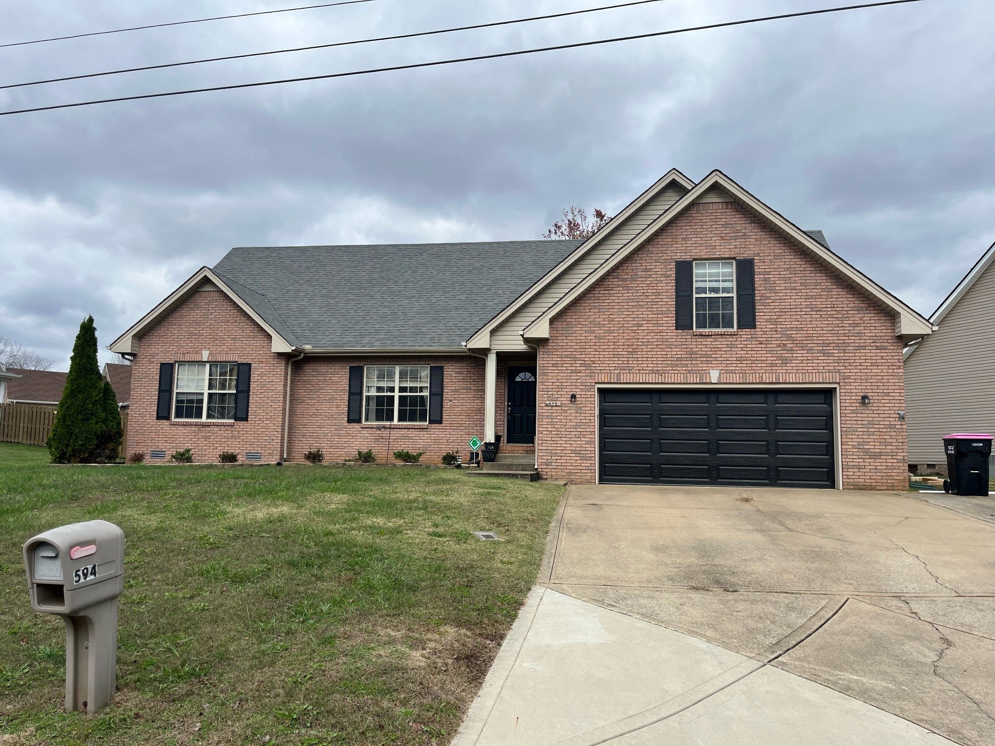 594 Mountain View Dr, Clarksville, TN  37043