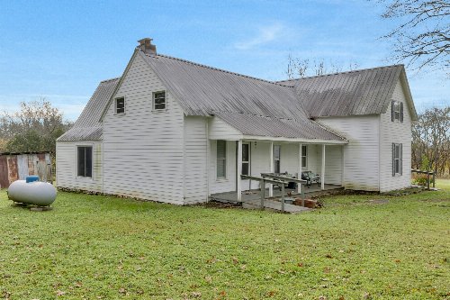 2378 E Trimble Rd, Milton, TN  37118