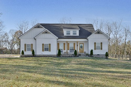 384 Adams Rd, Shelbyville, TN  37160