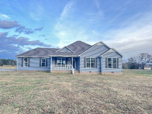 466 White Rd, Leoma, TN  38468