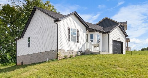 1374 Isaiah Drive, Clarksville, TN  37042