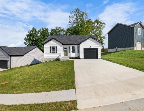 1374 Isaiah Drive, Clarksville, TN  37042