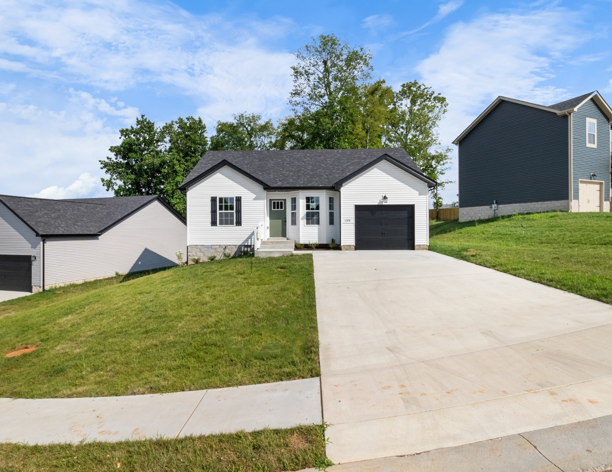 1374 Isaiah Drive, Clarksville, TN  37042